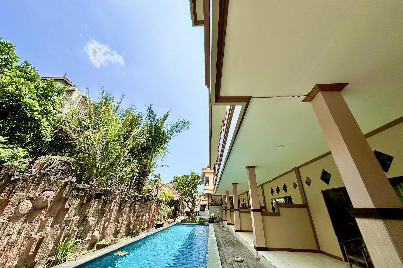Taxa Raya Guest House by ZUZU - Genel
