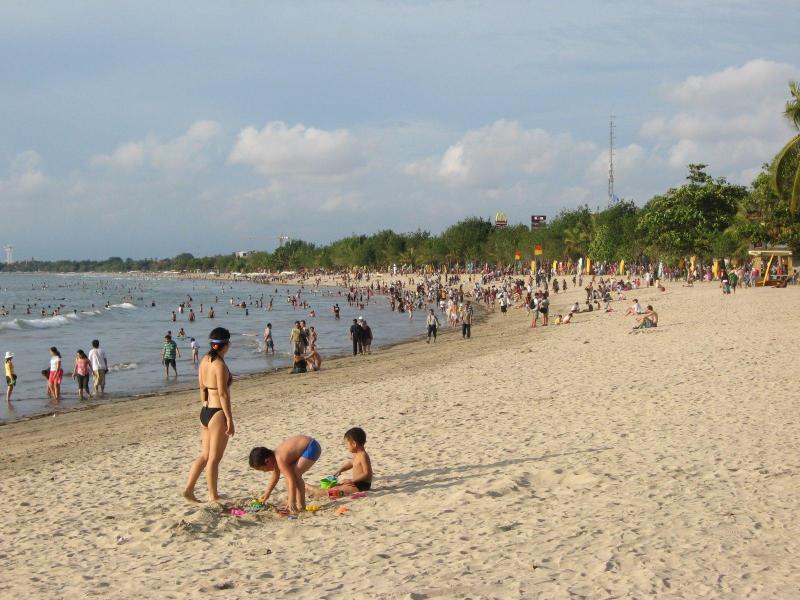 Graha Wedha Suite Kuta - Plaj