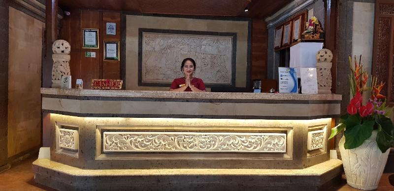 Kusnadi Hotel - Lobi