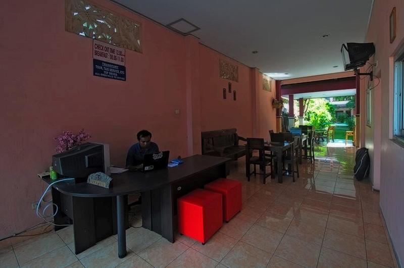 Pesona Beach Inn - Lobi