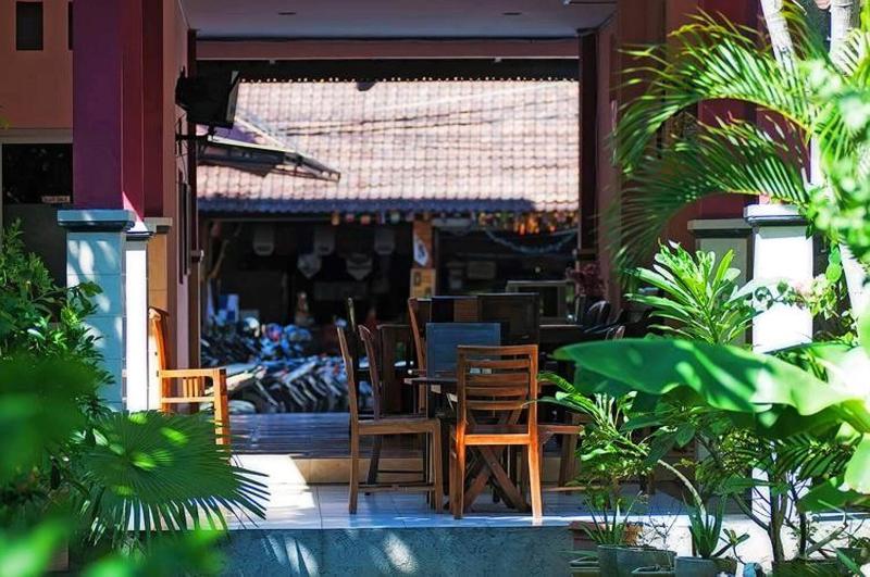 Pesona Beach Inn - Restoran