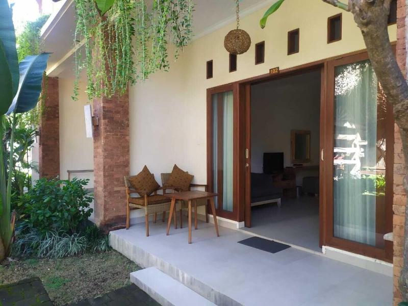 Mina Pelasa Hotel Resto - Teras
