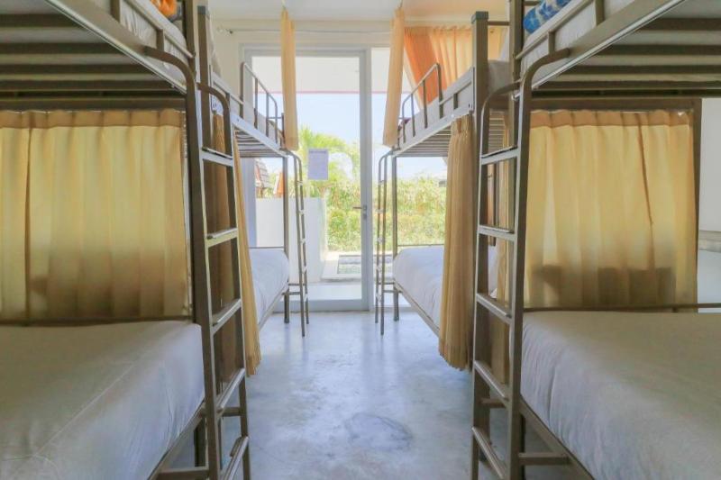 Margarita Surf Hostel Canggu - Oda