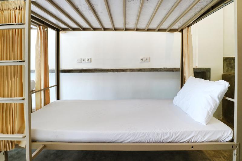 Margarita Surf Hostel Canggu - Oda