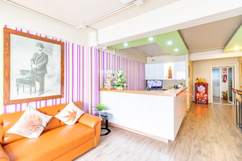 Sleep Dee Hostel by ZUZU - Lobi