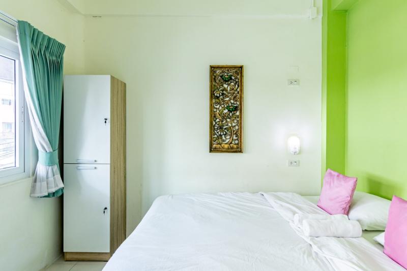Sleep Dee Hostel by ZUZU - Oda