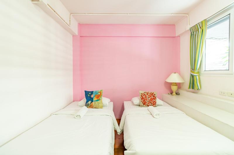 Sleep Dee Hostel by ZUZU - Oda