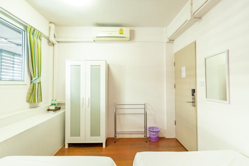 Sleep Dee Hostel by ZUZU - Oda