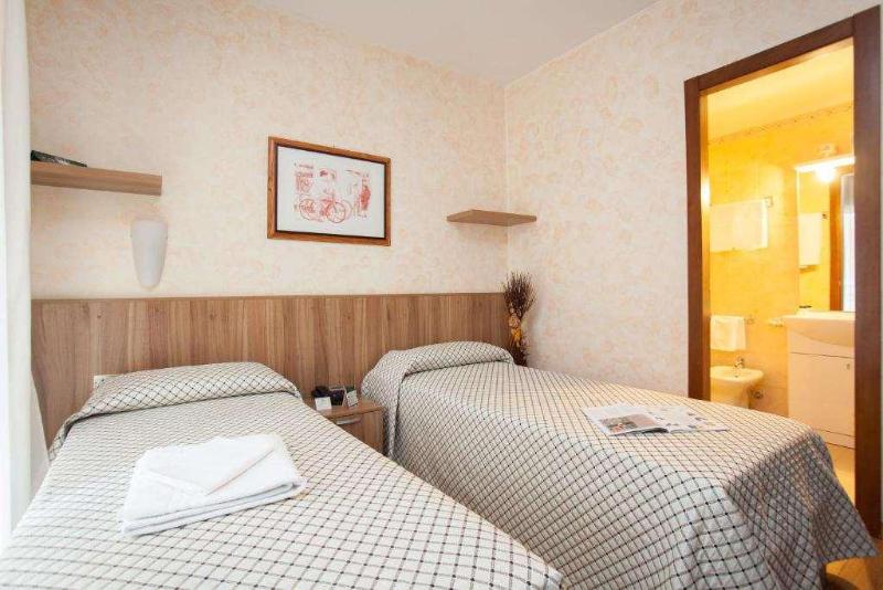 Residence Desenzano - Oda
