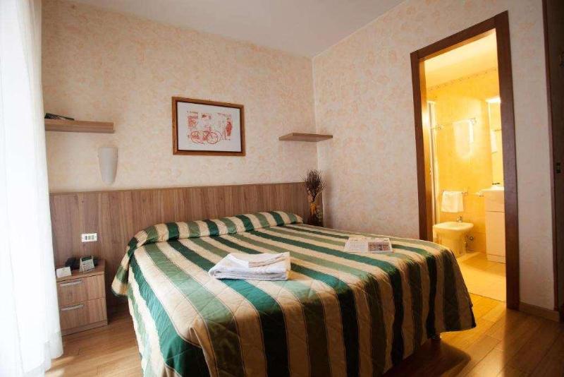 Residence Desenzano - Oda