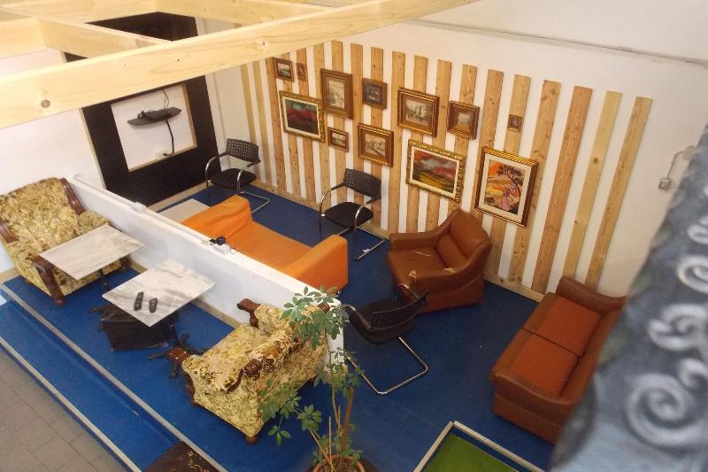 Hostel Colours - Lobi