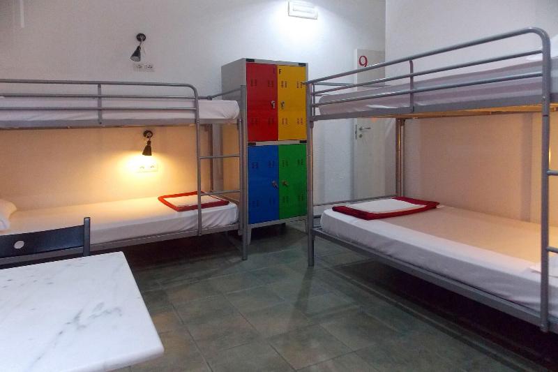 Hostel Colours - Oda