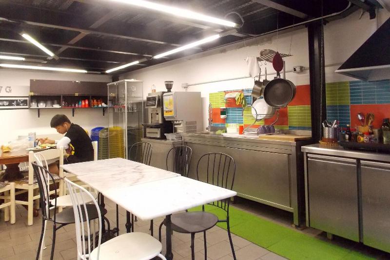 Hostel Colours - Restoran