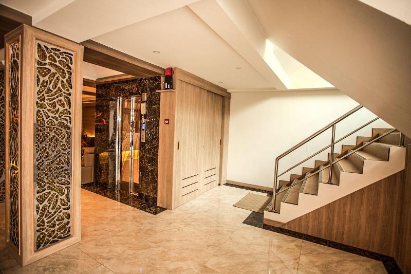 Cityview Residence - Lobi