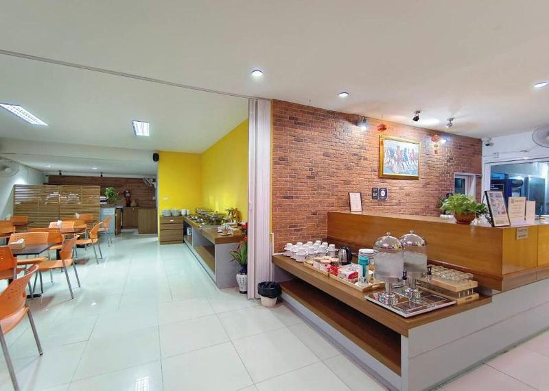 Nano Place Hotel by ZUZU - Restoran