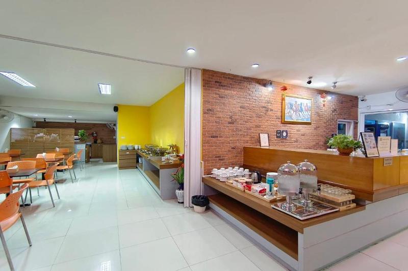 Nano Place Hotel by ZUZU - Restoran
