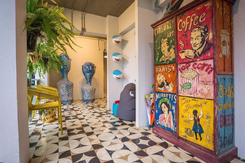 River Art Hotel - Lobi