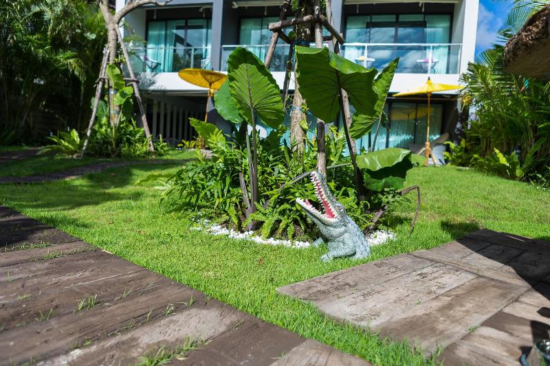 River Art Hotel - Teras