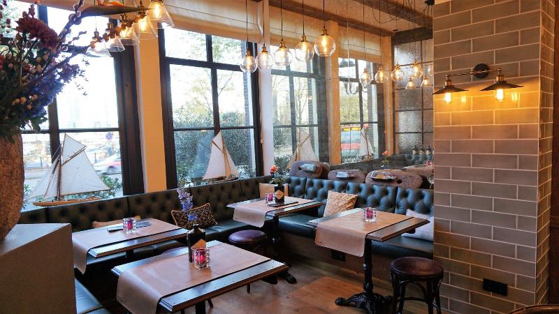 The Hendrick S Hotel - Lobi