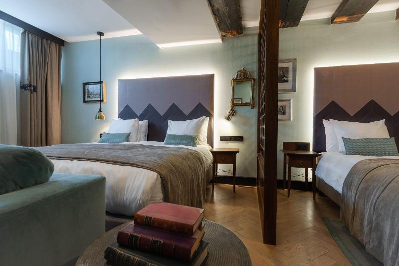 The Hendrick S Hotel - Oda