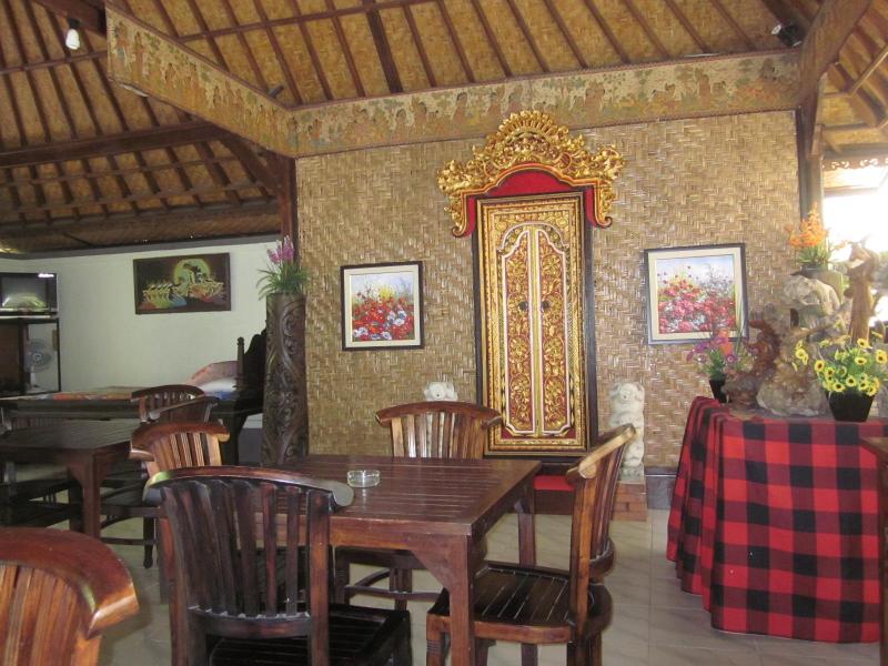 Putri Homestay - Lobi