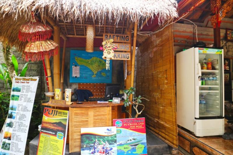 NEW UBUD HOSTEL by ZUZU - Lobi