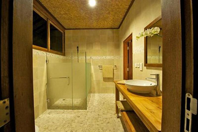 Three Monkeys Villas - Oda