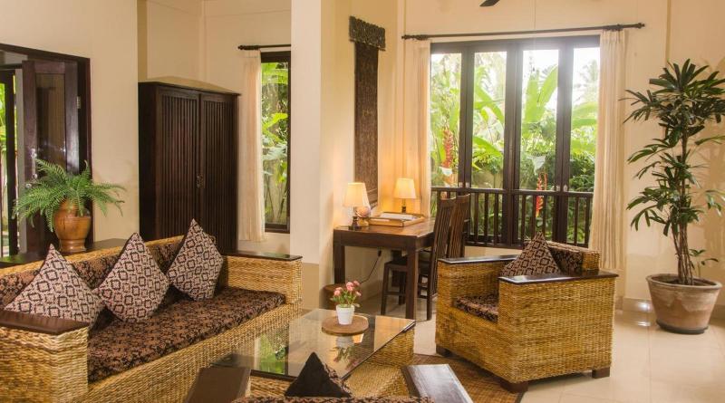 Lily Lane Villas - Genel