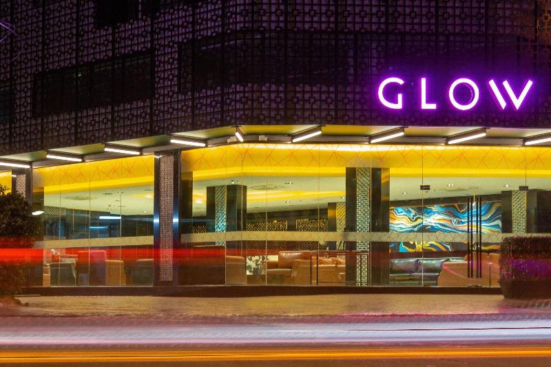 GLOW Pattaya - Genel