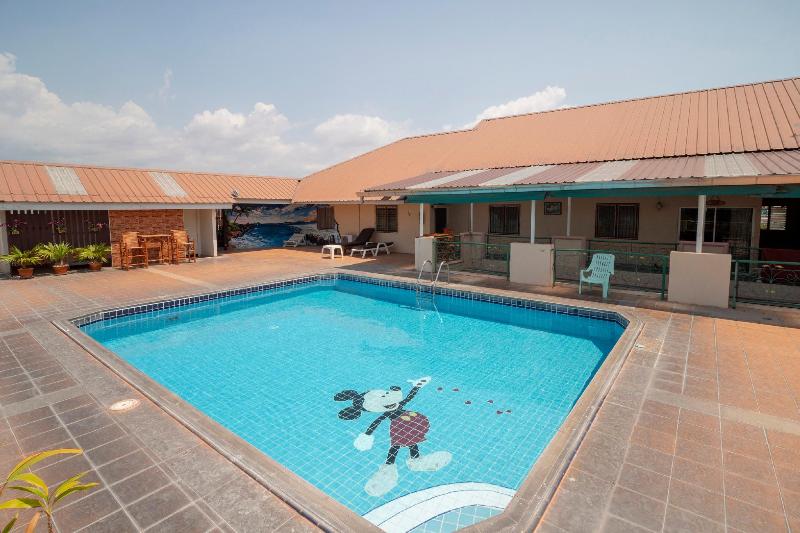 Greenbeach Pattaya Hotel - Plaj