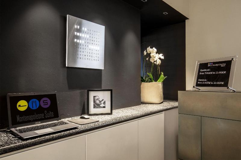 Montenapoleone Suites - Toplantı