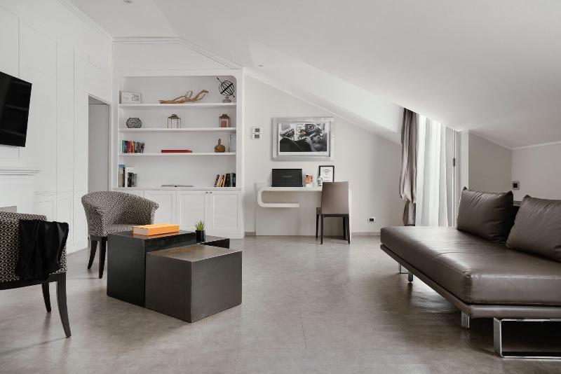 Montenapoleone Suites - Genel