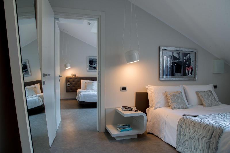 Montenapoleone Suites - Oda