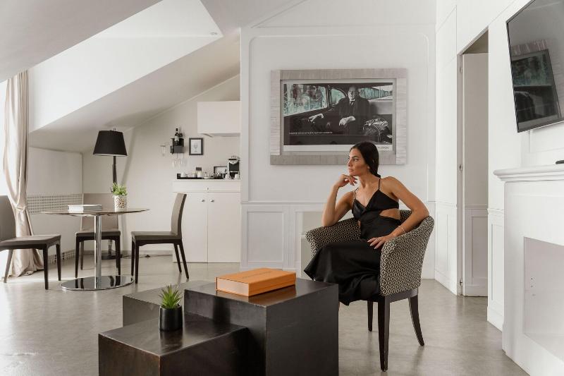 Montenapoleone Suites - Oda