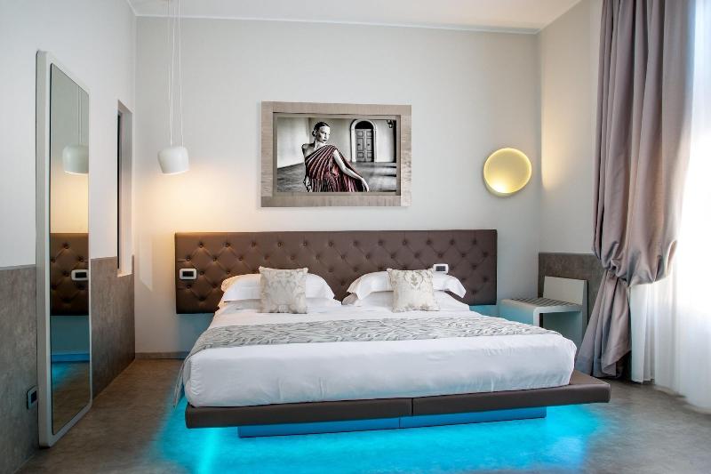 Montenapoleone Suites - Oda