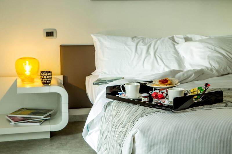 Montenapoleone Suites - Oda