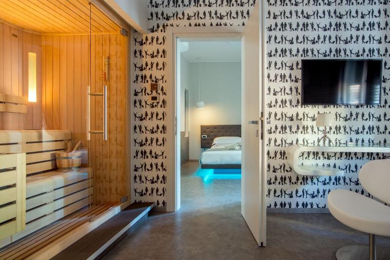 Montenapoleone Suites - Oda