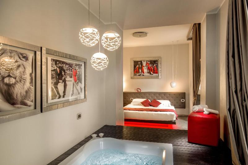 Montenapoleone Suites - Oda