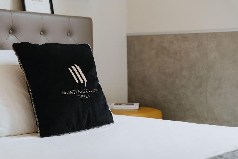 Montenapoleone Suites - Oda