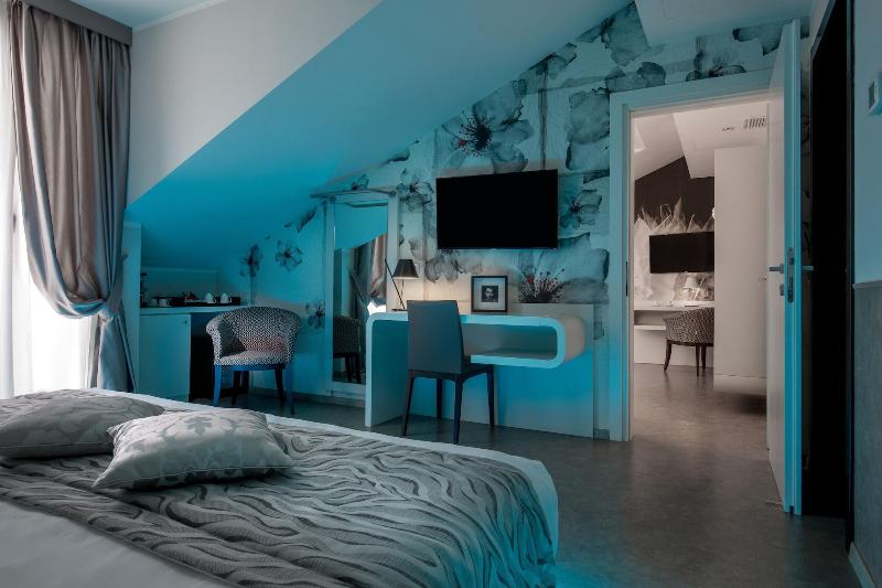Montenapoleone Suites - Oda