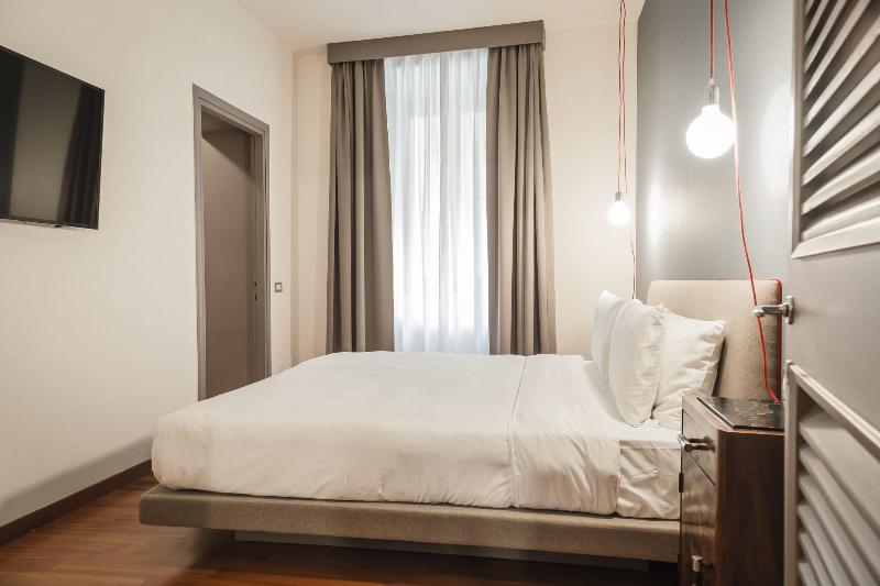 Montenapoleone Suites - Oda