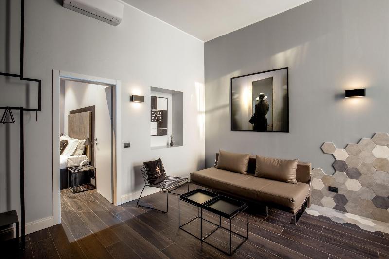 Montenapoleone Suites - Oda