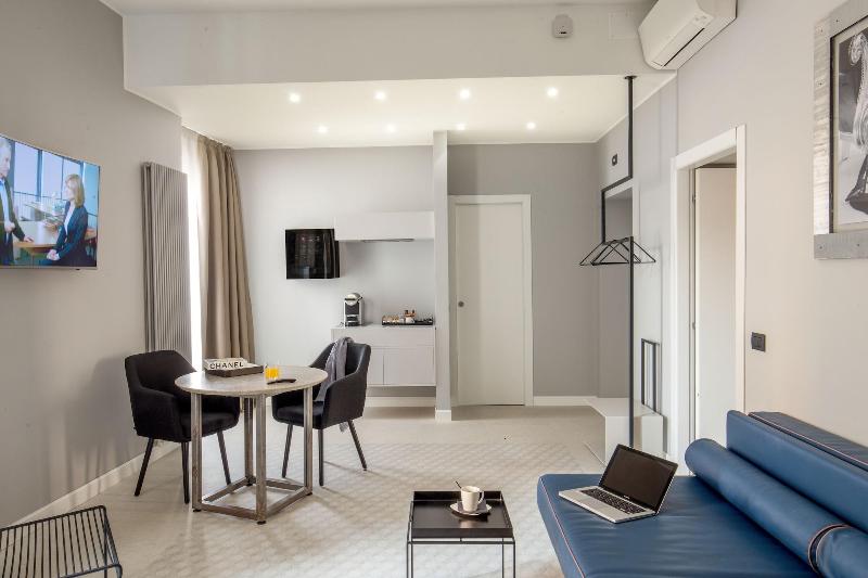 Montenapoleone Suites - Oda