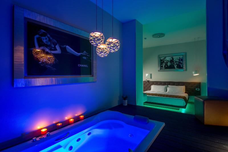 Montenapoleone Suites - Oda