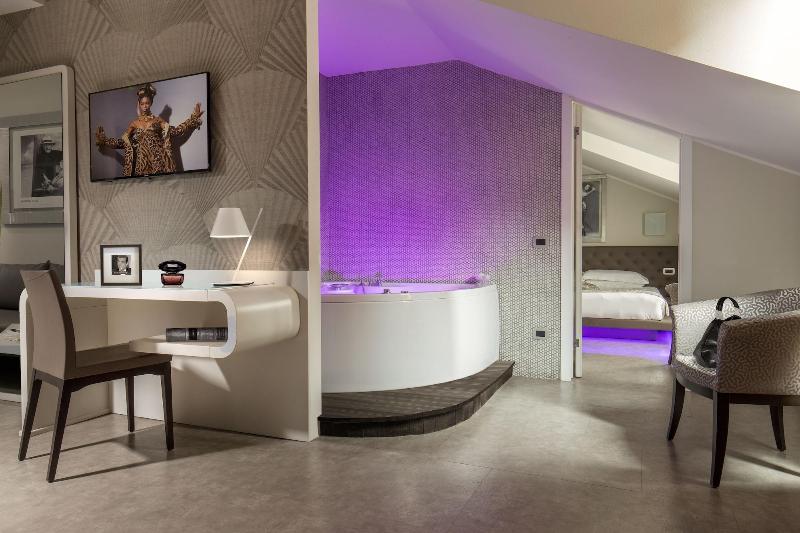 Montenapoleone Suites - Oda