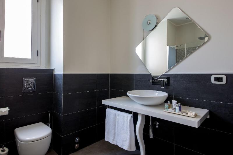 Montenapoleone Suites - Oda