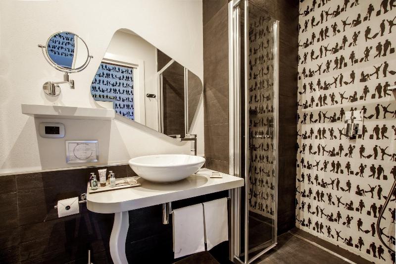 Montenapoleone Suites - Oda