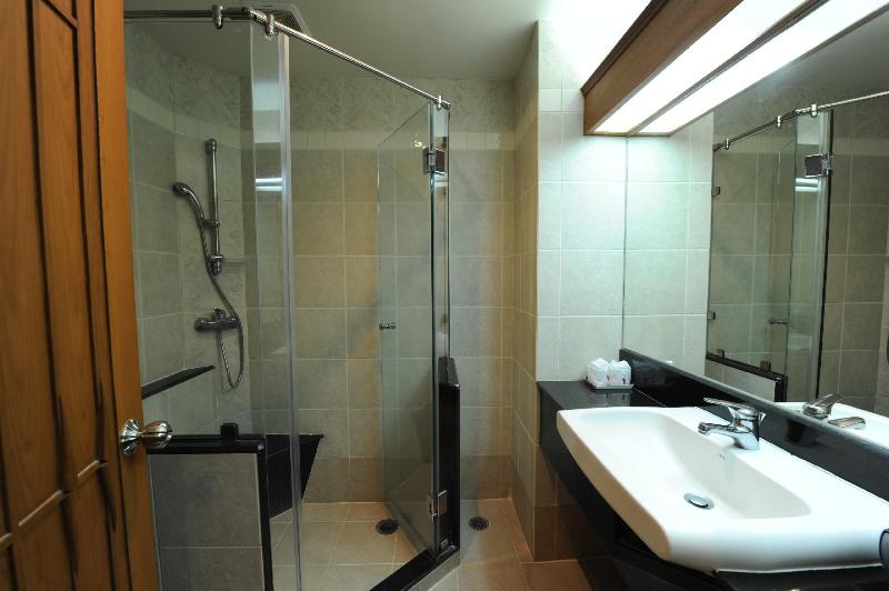 The Whitehouse Condotel - Oda