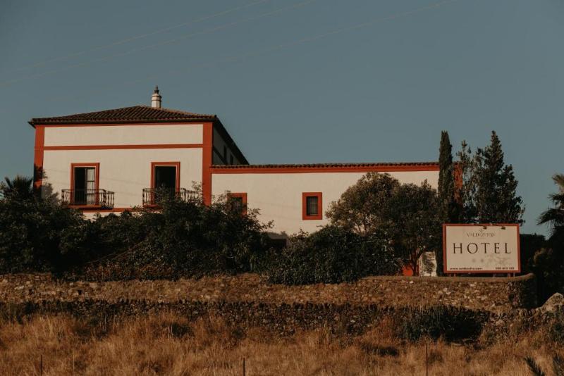 HOTEL POSADA DE VALDEZUFRE - Genel