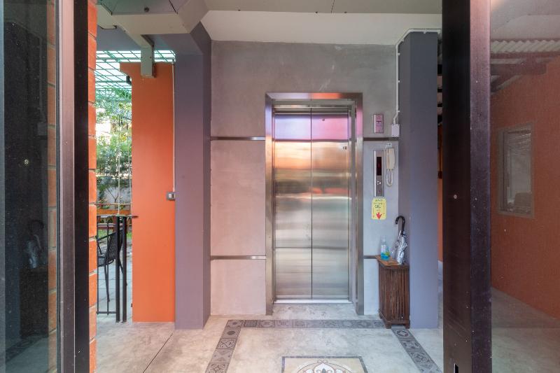 Baansuanprannok Hotel - Lobi